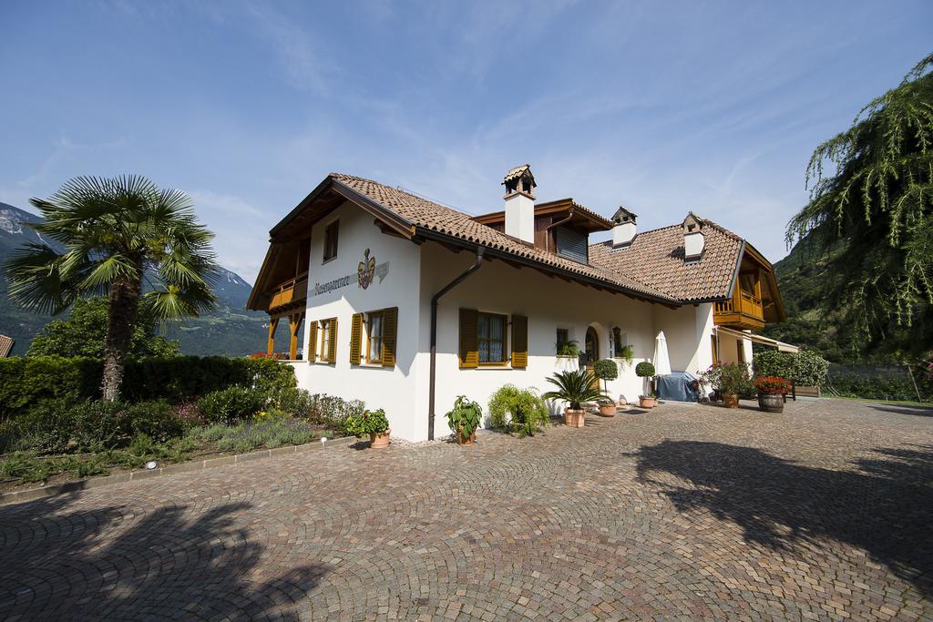 Biobauernhof Rosengartner Apartment Terlano Ruang foto