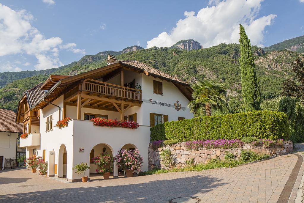 Biobauernhof Rosengartner Apartment Terlano Ruang foto