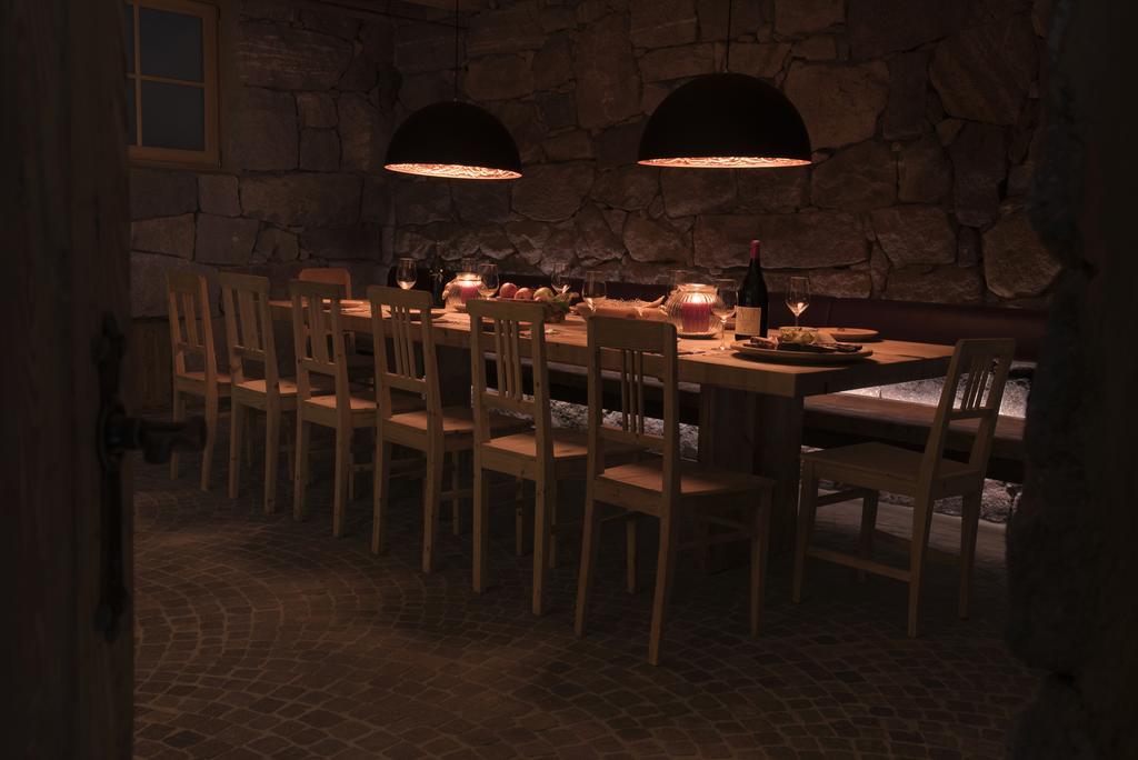 Biobauernhof Rosengartner Apartment Terlano Bagian luar foto