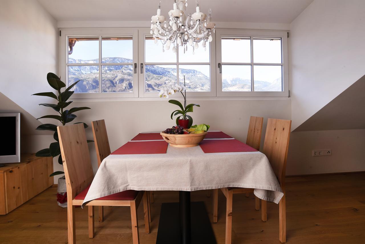 Biobauernhof Rosengartner Apartment Terlano Bagian luar foto